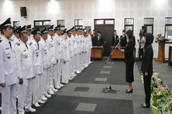 Pemkab Kulon Progo minta lurah membantu pengentasan kemiskinan