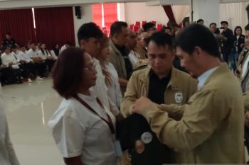 1.327 Pantarlih di Kota Manado dilantik