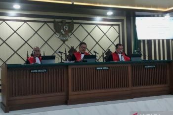 Pengadilan Tinggi: Surat dakwaan Gazalba Saleh telah memenuhi syarat formal dan materiil