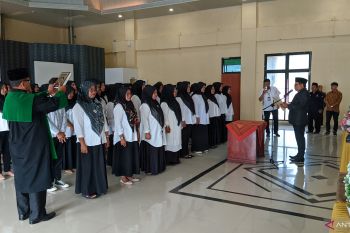 Hadapi Pilkada serentak KPU Padang Panjang lantik 173 Pantarlih (Video)