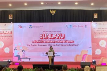 Menkeu Sri Mulyani ingatkan masyarakat menyaring informasi demi hindari bahaya pinjol