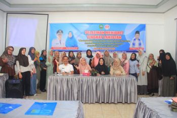 Ny. Deni Sabar AS buka pelatihan menjahit tingkat lanjutan