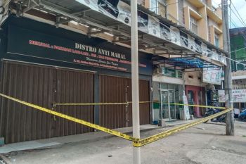 Orang hilang ditemukan di dalam coran semen di toko pakaian Palembang