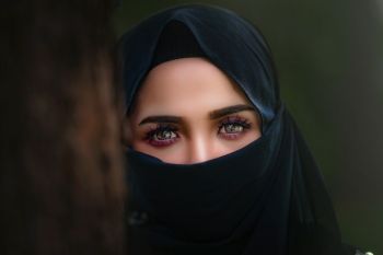 Italia batasi pelajar asing, larang burqa dan hijab di sekolah