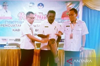 Disdikbud Biak kirim 12 siswa program ADEM sekolah di Pulau Jawa