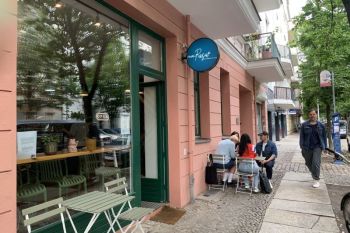 Piala Eropa 2024: Nua Rasa, kedai kopi Indonesia di Berlin