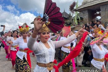 106 Penari Joged Bungbung meriahkan Penglipuran Village Festival ke-11 Tahun 2024