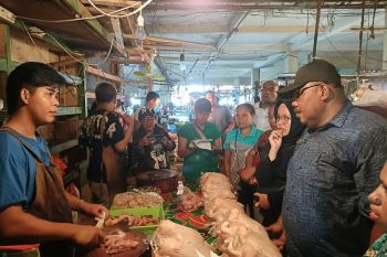 Pemkot Jayapura rutin gelar pasar murah cegah Inflasi