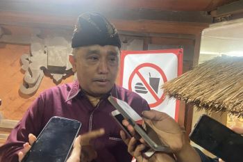 Ketua KPU Bali: Jajarannya dilarang 'aneh-aneh' buntut kasus Hasyim