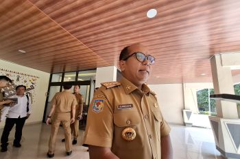 Pj Gubernur Lampung minta Bawaslu awasi pilkada dengan optimal