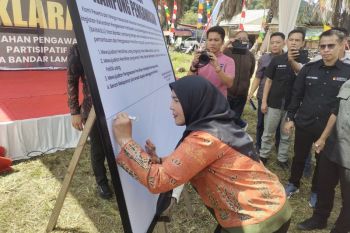 Eva Dwiana ajak seluruh elemen sukseskan pilkada serentak
