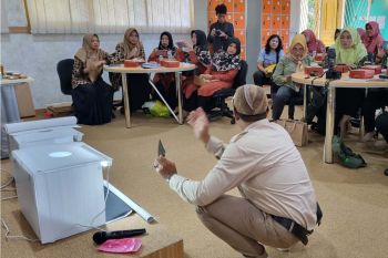 Dukung UMKM, Jurusan Komunikasi Unsoed adakan pelatihan foto produk gratis