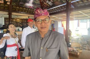 Forkom Dewi Bali: Gunakan upacara adat untuk festival