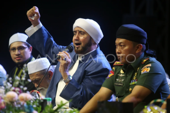 Waktu Tangsel Bersholawat