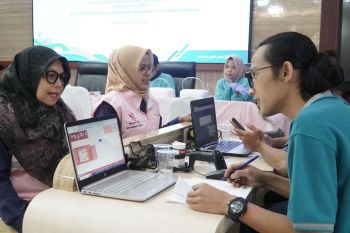 Peringati 1 Muharram, Srikandi PLN Sumbar antusias donorkandarah melalui PMI Padang