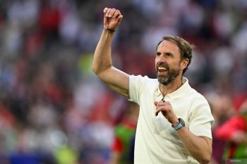 Eks pelatih timnas Inggris Gareth Southgate dianugerahi gelar Kesatria
