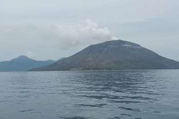 PVMBG: Kegempaan vulkanik Gunung Ruang di Sitaro cenderung rendah
