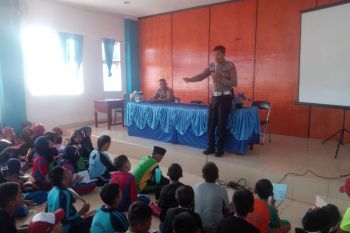 Polres-Sigi sosialisasi keselamatan berkendara di sekolah