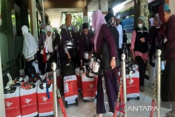Debarkasi Solo kedatangan Kloter 73 asal Jepara pada Minggu