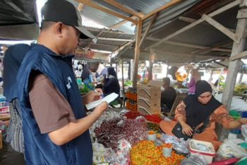 Sigi catat harga cabai merah keriting terus turun