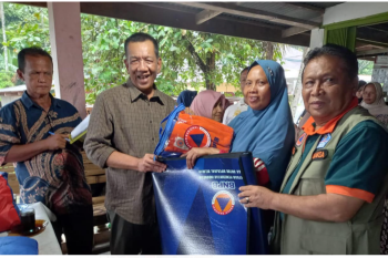 Bupati Pesisir Selatan salurkan ratusan paket bantuan di Nagari Duku Utara