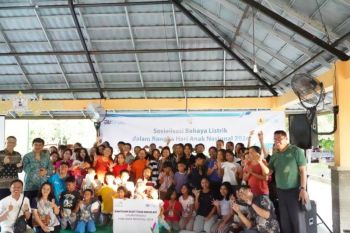 PLN edukasi bahaya kelistrikan ke anak-anak di Singaraja