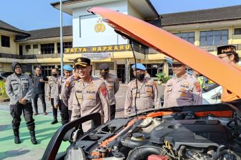 Dukung kinerja anggota, Kapolres Cilegon periksa kendaraan dinas