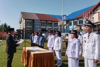 Pj Bupati Bartim kukuhkan perpanjang masa tugas 99 Kepala Desa