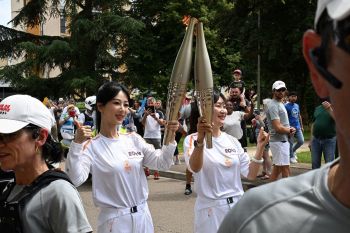 Catatan sejarah "api abadi" obor Olimpiade