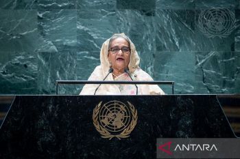 Pemerintah Bangladesh terapkan jam malam dan kerahkan militer