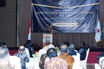 Menkominfo mengajak masyarakat aktif berantas judi online