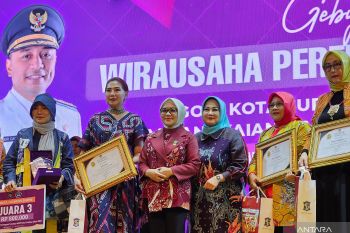 Perkumpulan Pengusaha Busana kenalkan batik khas Surabaya