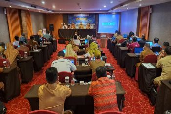 Guru di Kotim dibekali kemampuan menghadapi era digital melalui program PembaTIK