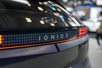Permintaan melemah, Hyundai hentikan sementara produksi Ioniq 5 dan Kona