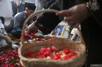 Wakil Presiden Ke-9 RI Hamzah Haz tutup usia