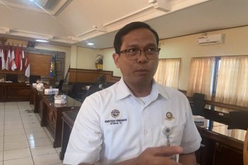 Ketinggian layangan tetap salah meski akibat angin