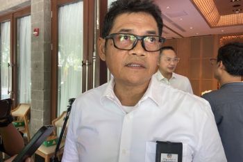 Dishub Bali usul helikopter terbang rendah juga diatur bukan hanya layangan