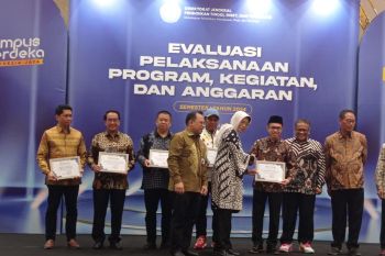 UNAND Raih penghargaan IKU 5 Kemendikbudristek