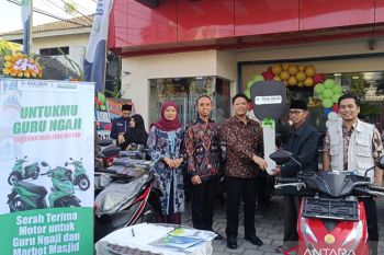 OJK NTB apresiasi Bank Dinar peduli UMKM dan guru mengaji