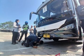 Polresta Bandung dan Dishub gelar razia klakson "telolet" bus pariwisata