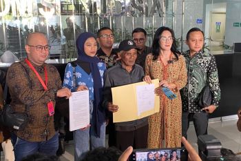 Majelis hakim PN Surabaya yang vonis bebas Ronald Tannur dilaporkan ke Komisi Yudisial