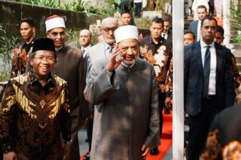 Grand Syekh Al Azhar mengecam penampilan bernuansa pelecehan simbol agama di Olimpiade Paris