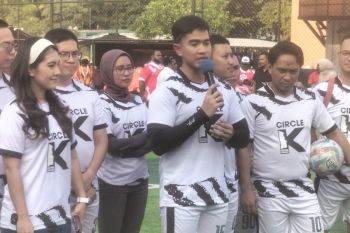Ketum PSI Kaesang pilih temani istri ambil S2 ketimbang terjun langsung di pilkada