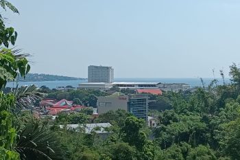 Sulawesi Utara masih berpeluang cuaca  ekstrem pekan ini