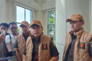 Kejari Batam sita 13 dus dokumen dari penggeledahan RSUD Embung Fatimah