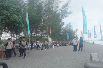 Cegah abrasi, Warga Mataram diajak rawat pohon pelindung di pesisir