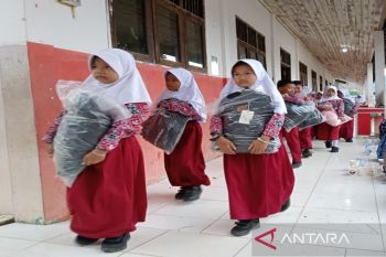 Kapolres Tanah Bumbu layani masyarakat terpencil melalui "Kopi Manis"