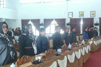 DPRD Seruyan tunda tiga agenda rapat paripurna
