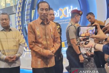 President Jokowi reminds Bank Indonesia, OJK to have data backups