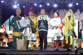 Wali Kota Banjarbaru harapkan Nanang-Galuh jadi "role model" kaum muda